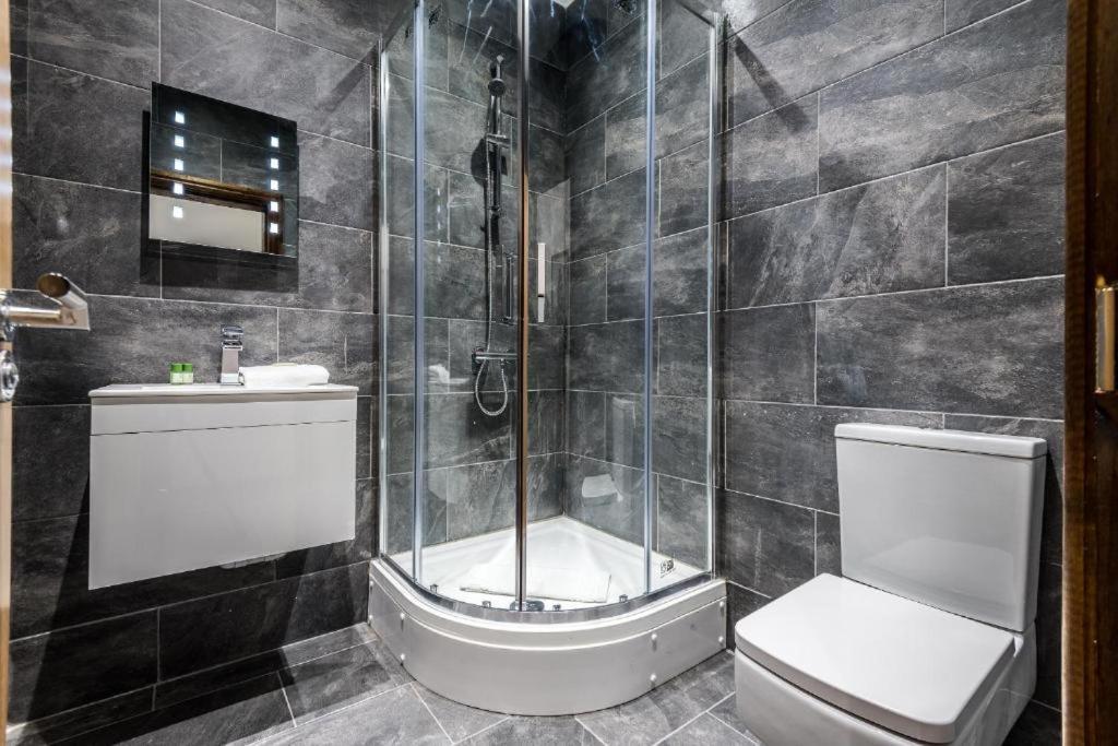 27 Stanley Street Aparthotel By Ustay Liverpool Extérieur photo